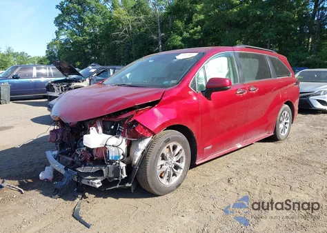 2021 Toyota Sienna Xle из США, поврежденный, VIN 5TDJSKFCXMS014664